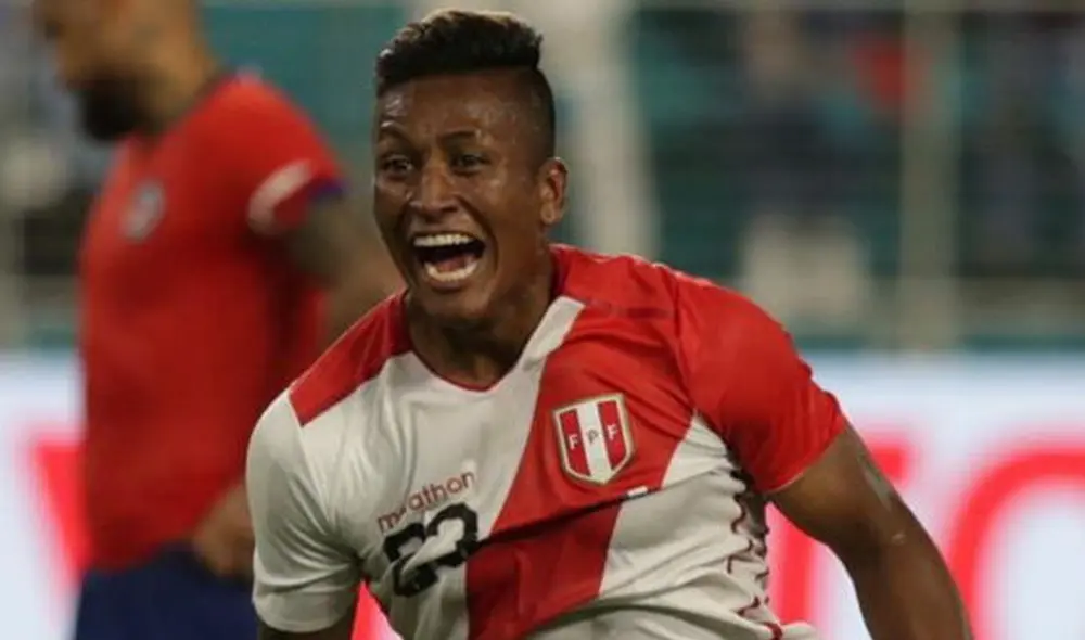 Pedro Aquino se refiere al perfil del futbolista peruano. Pedro Aquino se refiere al perfil del futbolista peruano.