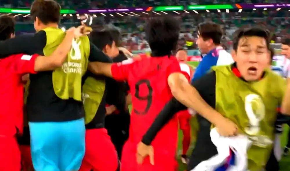 La celebración de Corea del Sur luego de ganar ante Portugal y clasificar a octavos de final del Mundial. Foto: captura FIFA