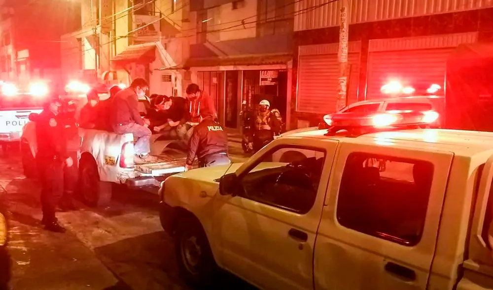 Los intervenidos fueron trasladados a la dependencia policial. Foto: cortesía/Municipalidad de SJM.