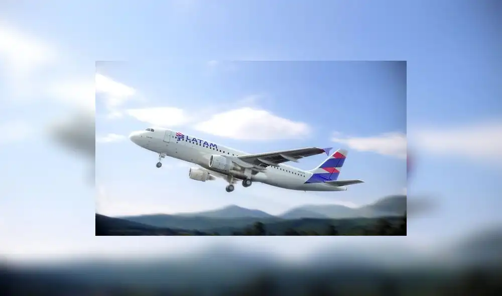 Arequipa: pasajeros de LATAM indignados por cancelación de vuelos | VIDEO 