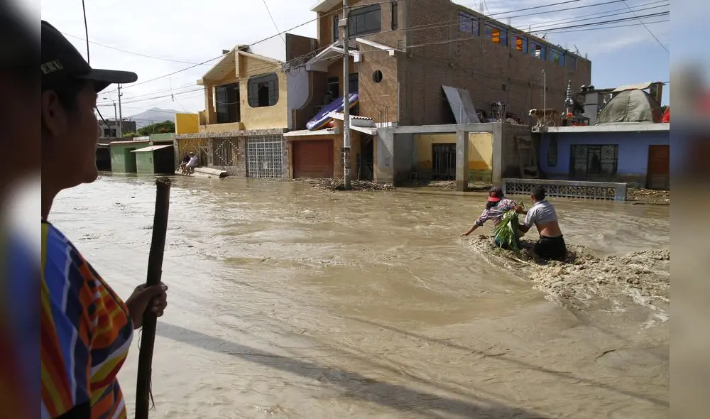 Huarmey: población vive con el agua hasta la cintura y sin servicios básicos