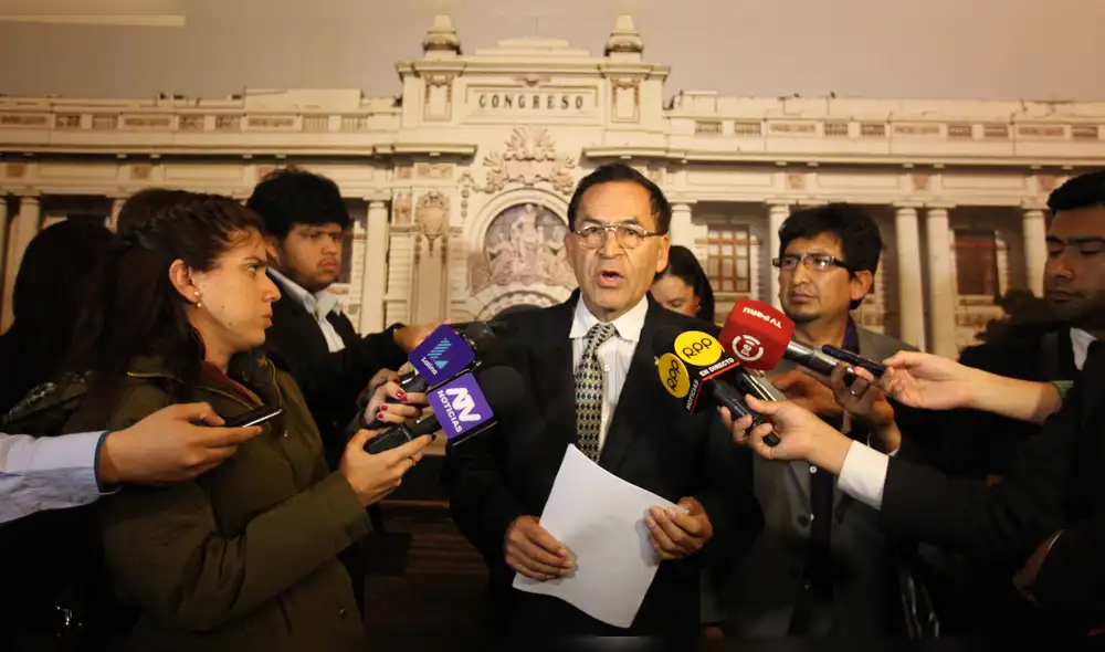 Piden a Keiko Fujimori desistir de su intención de destituir a Pablo Sánchez