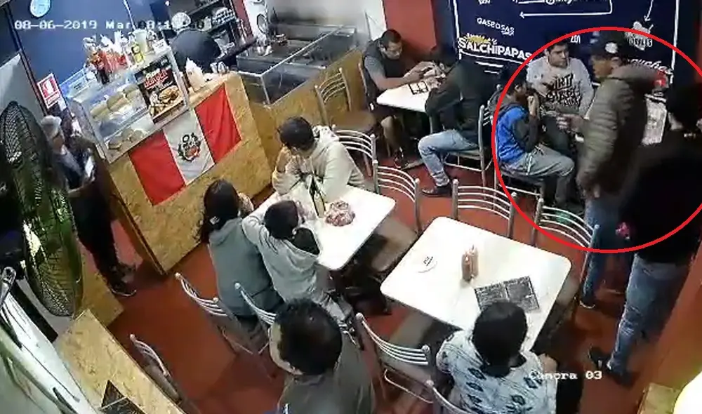 Las cámaras de seguridad captaron todo el asalto.