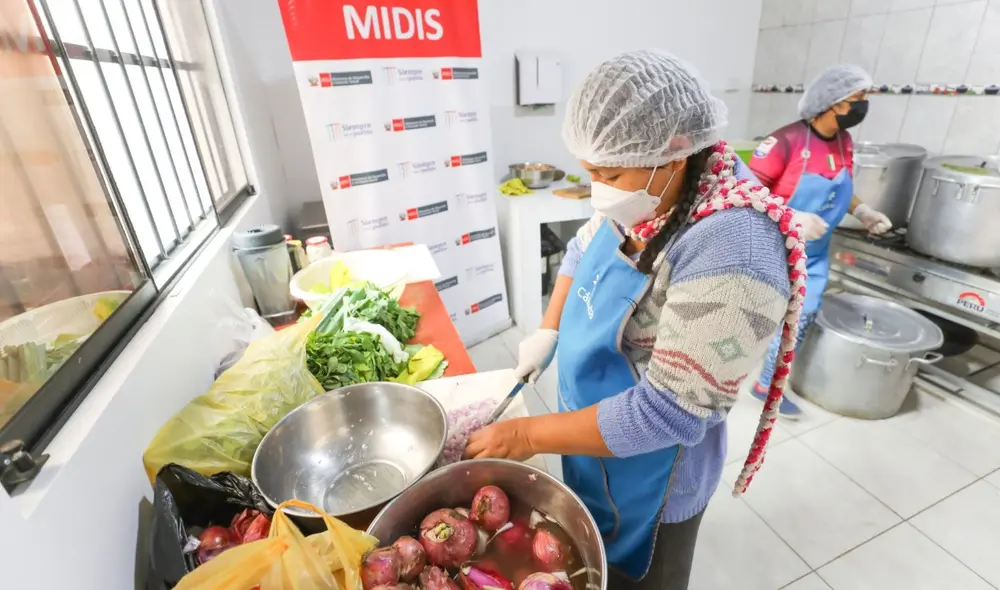 Los beneficiarios tienen plazo hasta el 30 de abril de 2023 para cobrar el Bono Alimentario. Foto: Andina Los beneficiarios tienen plazo hasta el 30 de abril de 2023 para cobrar el Bono Alimentario. Foto: Andina