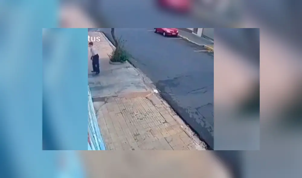 Desliza para ver el final del divertido video viral de Facebook. Foto: Captura.