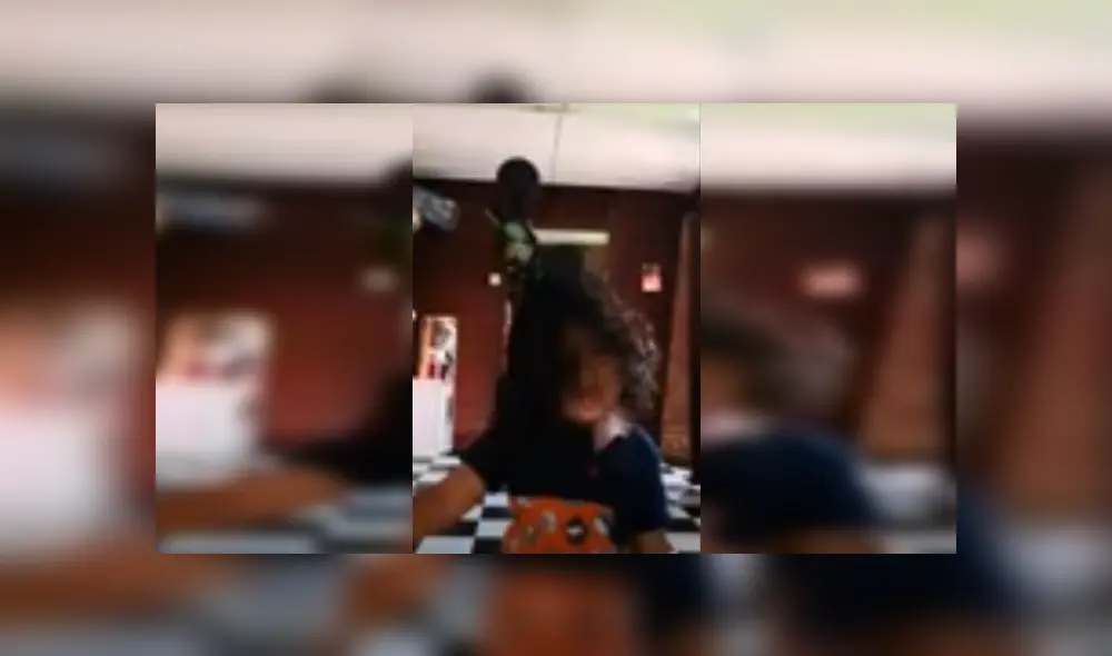 Desliza las imágenes para ver más sobre esta curiosa escena entre un niño y su juguete favorito. (Foto: captura)