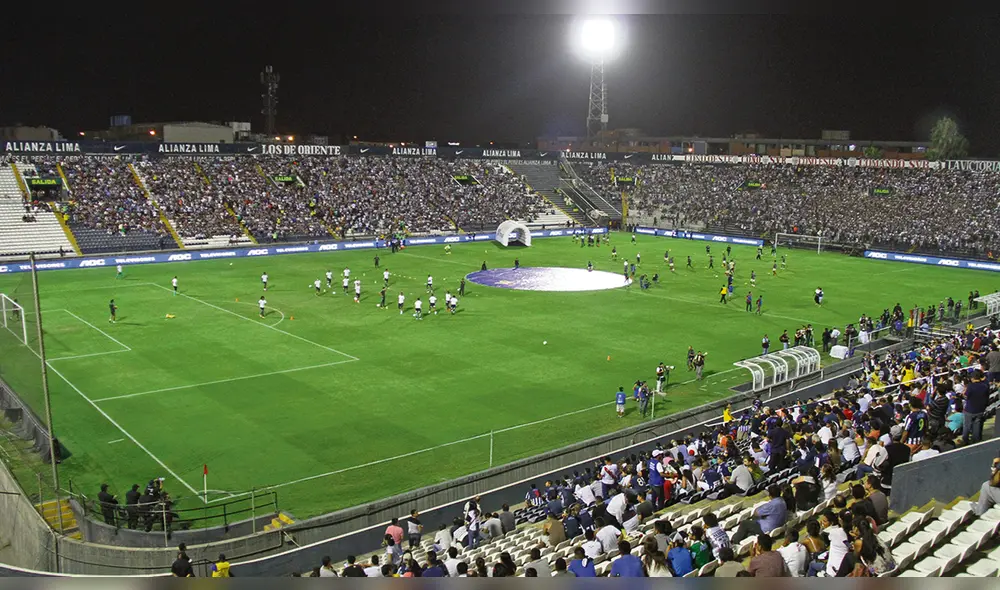 Se mudan. El estadio de Alianza Lima podría albergar la Copa Sudamericana siendo locales los albos.