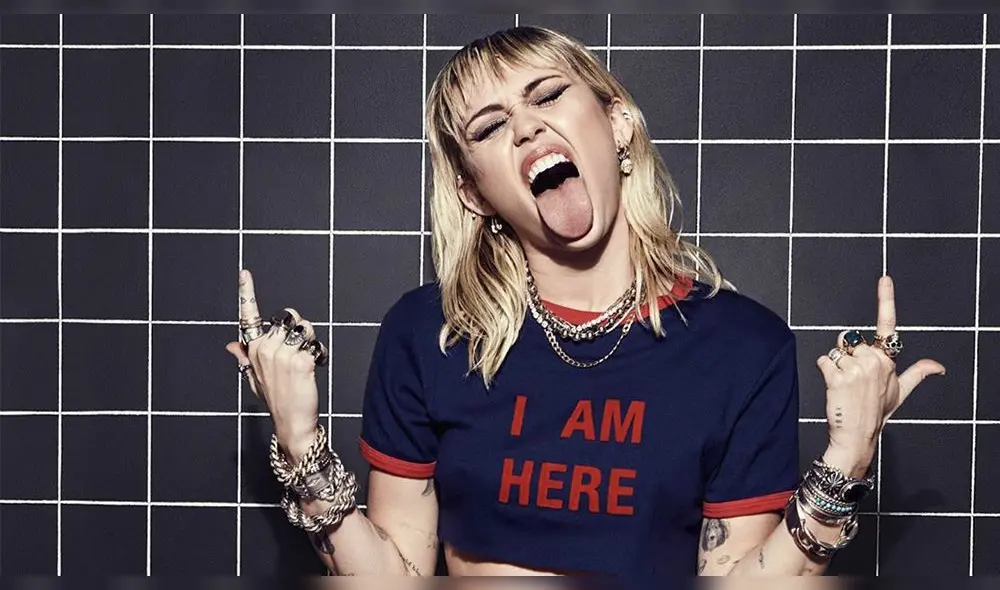 La cantante de pop fue incluida en la publicación por su canción 'Cattitude' junto al drag queen RuPaul.