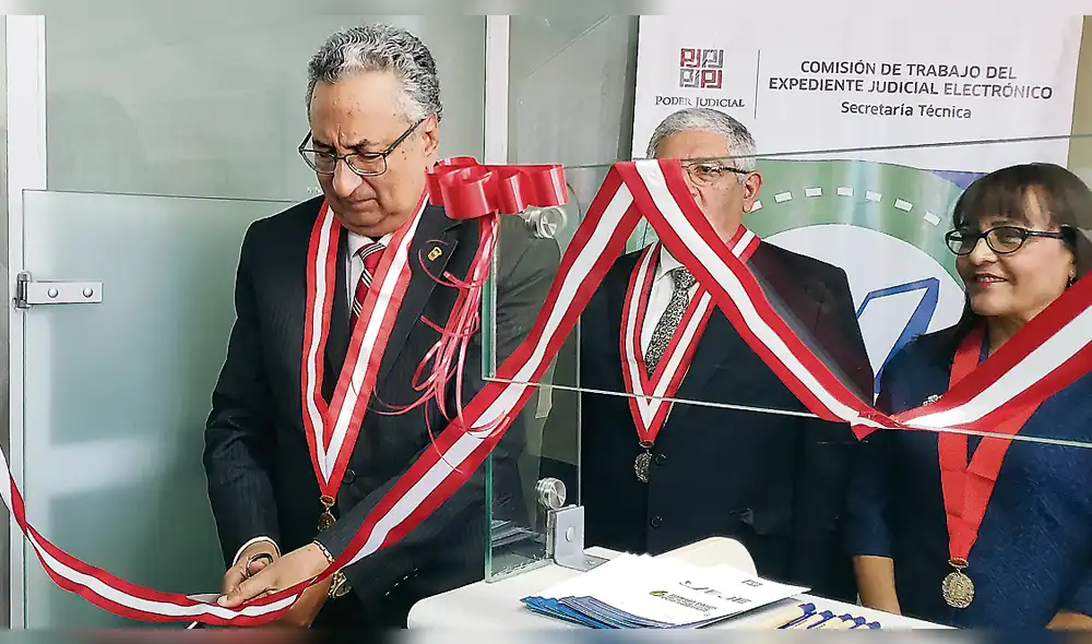 Corte en era digital