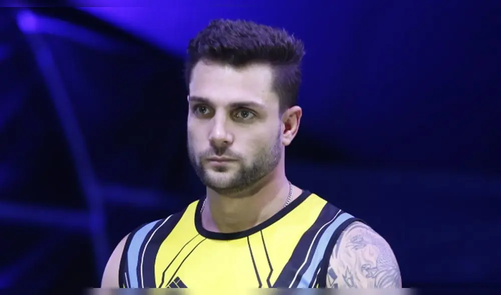 Magaly Medina le pide a Nicola Porcella que no la amenace con enviarla a la cárcel. Fuente: Magaly TV, la firme