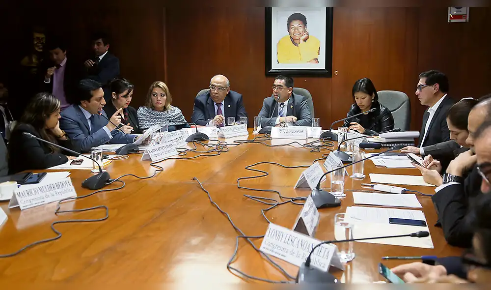 Comisiones no aprueban dictámenes de reforma del CNM 