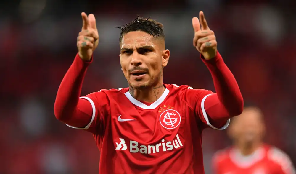 Paolo Guerrero anotó el primer gol en el partido entre Inter de Porto Alegre vs Bahía en el minuto 50. Paolo Guerrero anotó el primer gol en el partido entre Inter de Porto Alegre vs Bahía en el minuto 50.