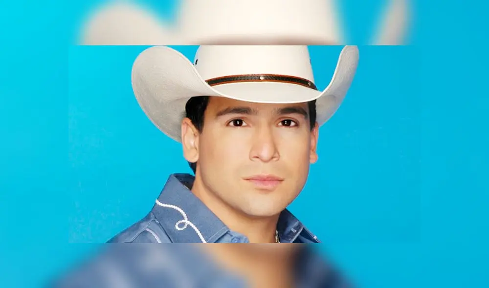 Cabe destacar que en un principio vincularon esta idea con una locutora de radio, pero ahora suena la reina del Tex Mex como musa Bobby, quien según es un gran admirador de ella. Cabe destacar que en un principio vincularon esta idea con una locutora de radio, pero ahora suena la reina del Tex Mex como musa Bobby, quien según es un gran admirador de ella.