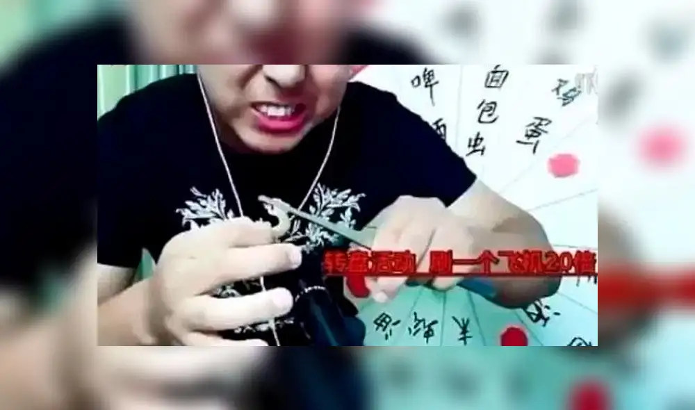 La policía encontró insectos y bebidas alcohólicas encima de su escritorio. Foto: Daily Mail La policía encontró insectos y bebidas alcohólicas encima de su escritorio. Foto: Daily Mail