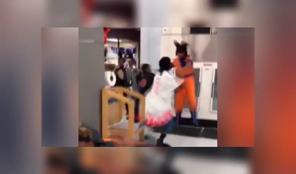 Desliza para ver el desenlace de este video viral publicado en Facebook. Foto: Captura. Desliza para ver el desenlace de este video viral publicado en Facebook. Foto: Captura.