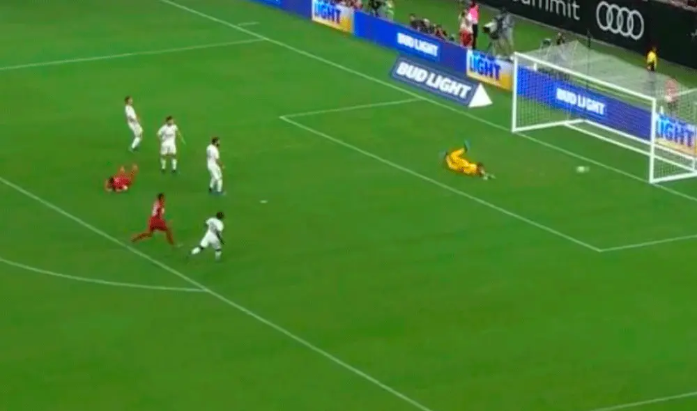 Robert Lewandowski anotó segundo gol del Real Madrid vs. Bayern Múnich por la International Champions Cup 2019. | Foto : DirecTV Robert Lewandowski anotó segundo gol del Real Madrid vs. Bayern Múnich por la International Champions Cup 2019. | Foto : DirecTV