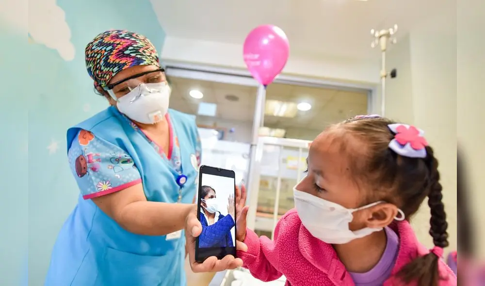 Coronavirus en Perú: pequeños se conectan con sus familiares por videollamadas | Créditos: Difusión Coronavirus en Perú: pequeños se conectan con sus familiares por videollamadas | Créditos: Difusión