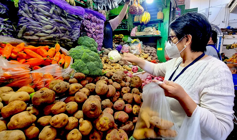 Recorrido de mercados. Foto: Vanessa Sandoval / URPI Recorrido de mercados. Foto: Vanessa Sandoval / URPI