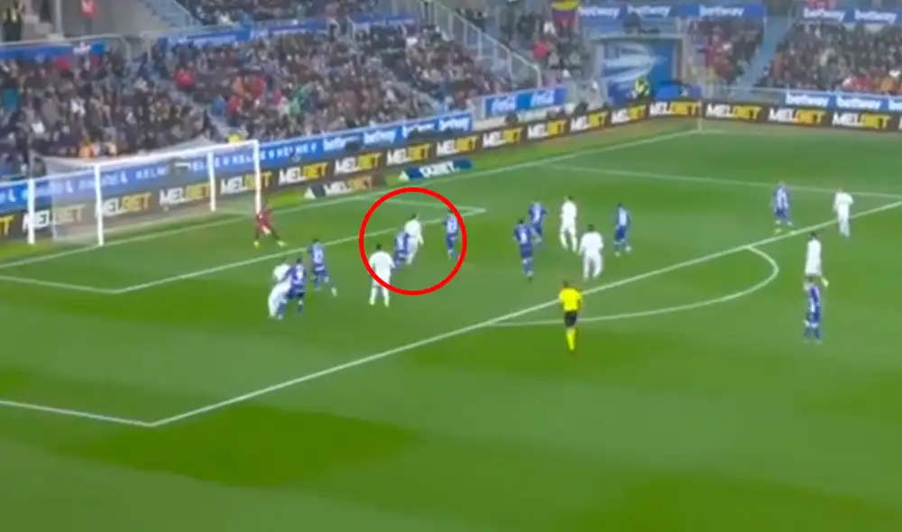 A los 52 minutos del Real Madrid vs. Alavés, Sergio Ramos abrió el marcador para poner en ventaja a su equipo en la jornada 15 de la Liga Santander 2019-20. A los 52 minutos del Real Madrid vs. Alavés, Sergio Ramos abrió el marcador para poner en ventaja a su equipo en la jornada 15 de la Liga Santander 2019-20.