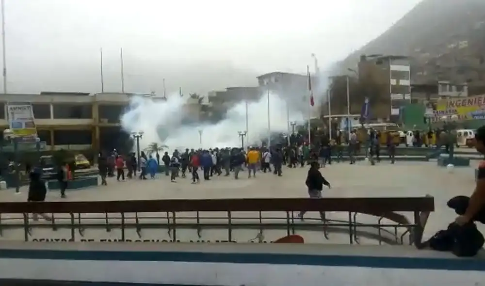 Producto del enfrentamiento dos agentes de serenazgo resultaron heridas.