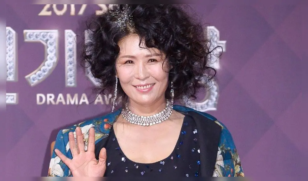 Hwang Seok Jung ganó el premio MBC Drama Awards 2015 a Mejor Actriz de Reparto por su papel en She Was Pretty. Crédito: Instagram