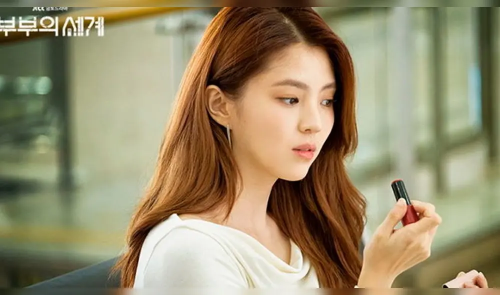 Desliza para ver más imágenes de The world of the married por JTBC Desliza para ver más imágenes de The world of the married por JTBC