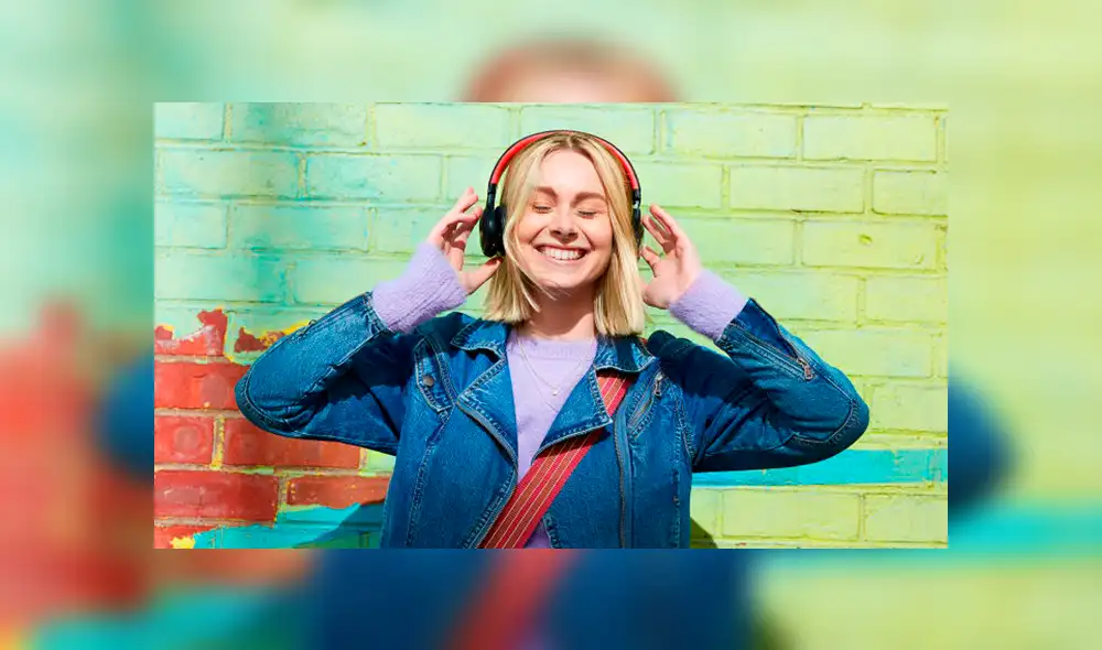 Los nuevos audífonos inalámbricos JBL Reflect Eternal se recargan con la luz del sol. Los nuevos audífonos inalámbricos JBL Reflect Eternal se recargan con la luz del sol.