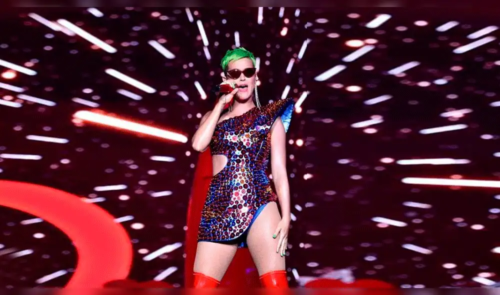 Increíble video de Katy Perry sorprende a fans de redes sociales 