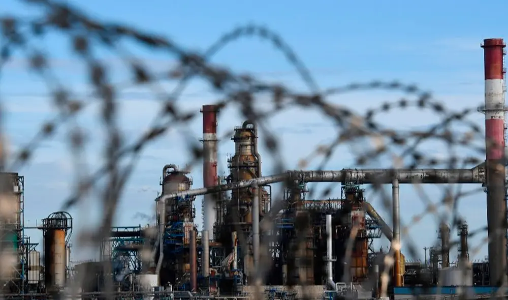 Durante el 2020 se prevé un crecimiento de la demanda mundial de 5,1 millones a 6,3 millones de bpd en 2021. Foto: AFP