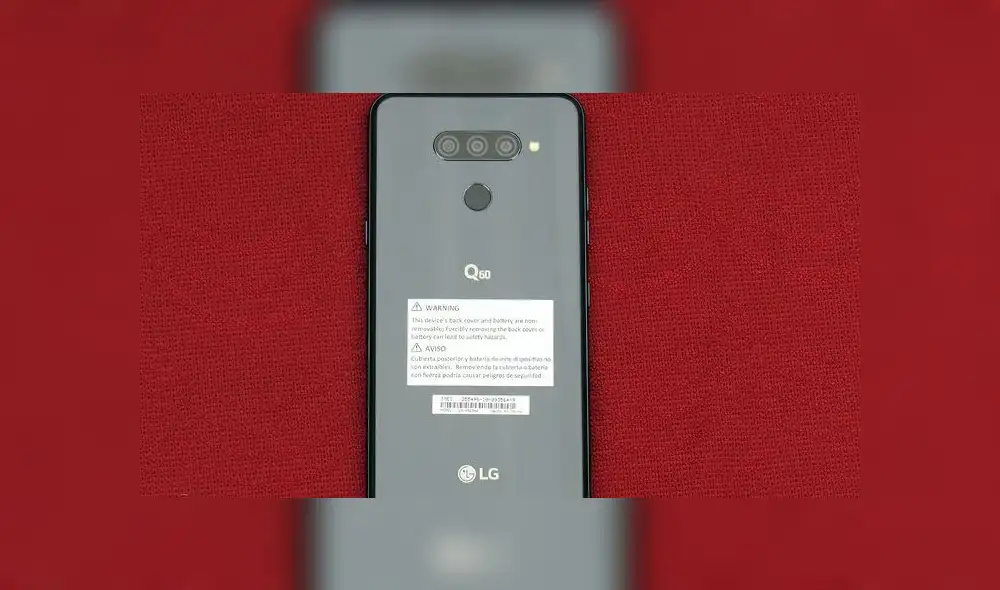 LG Q60 tiene triple cámara trasera.
