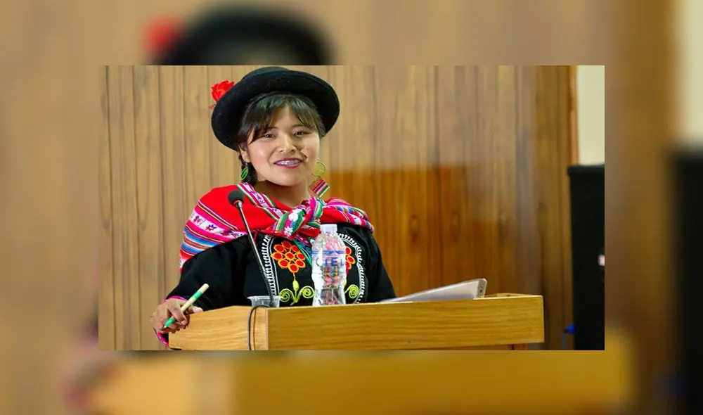 Puno: Blanca Quispe, la joven universitaria que sustentó su tesis en aymara [VIDEO]