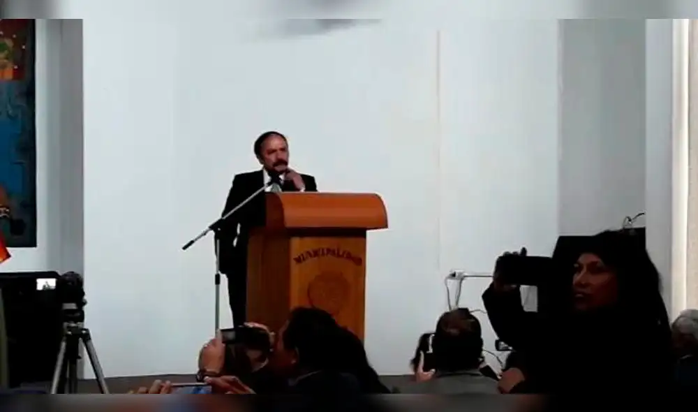 Cusco: Alcalde de Wanchaq se despide de su cargo entre lágrimas [VIDEO]