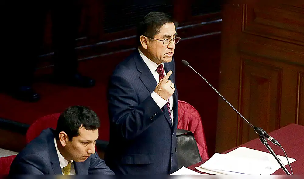 Comisión Permanente aprobó destituir al juez César Hinostroza Comisión Permanente aprobó destituir al juez César Hinostroza