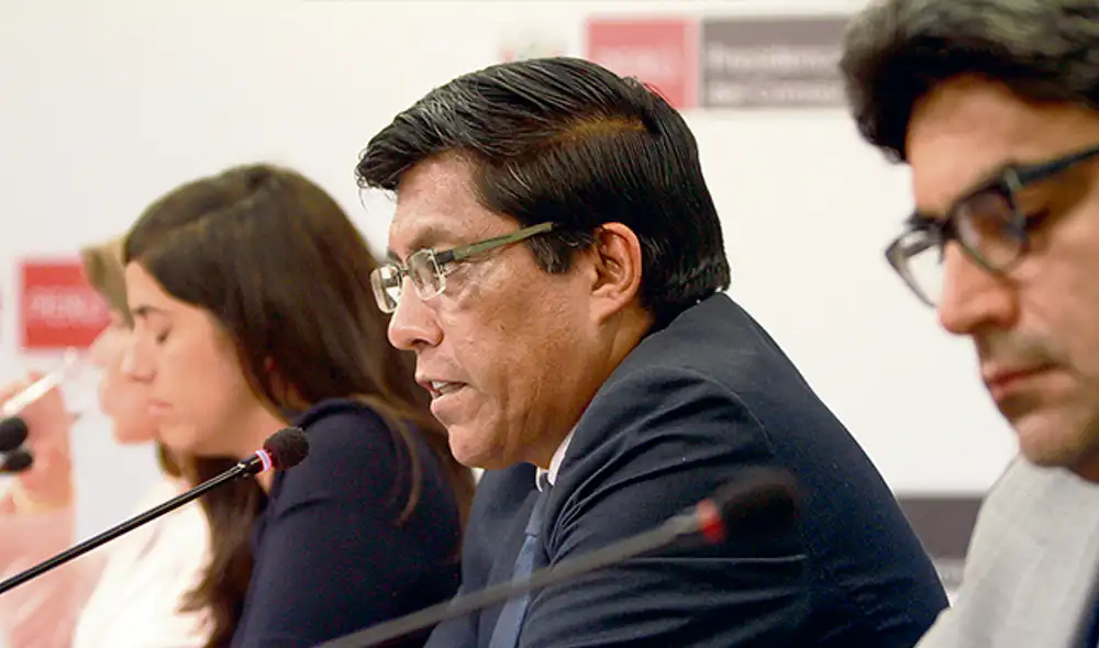 Carlos Lozada Carlos Lozada