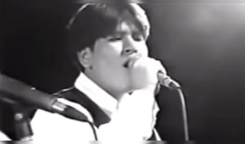 Deyvis Orosco durante un concierto con el Grupo Néctar en 2003 | FOTO: Instagram