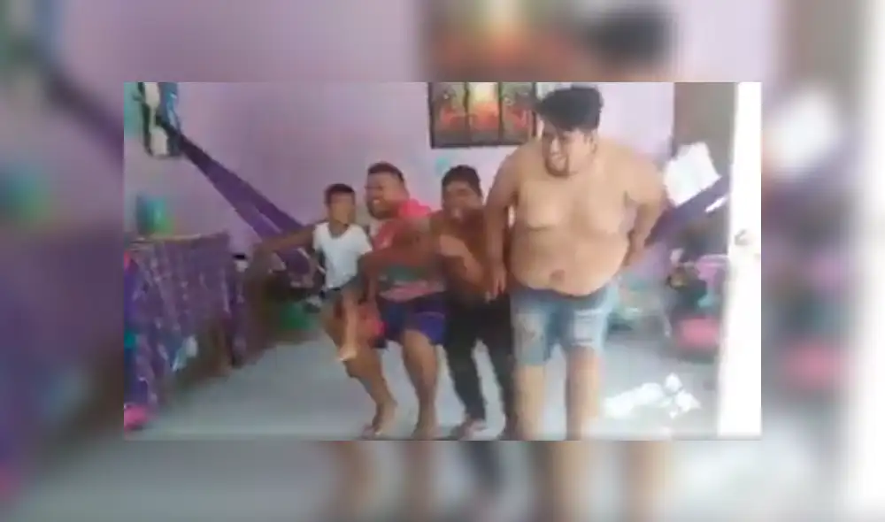 Video es viral en Facebook. Uno a uno, los integrantes de esta familia se iban subiendo en la hamaca, sin imaginar el terrible destino que sufrirían. Foto: Captura. Video es viral en Facebook. Uno a uno, los integrantes de esta familia se iban subiendo en la hamaca, sin imaginar el terrible destino que sufrirían. Foto: Captura.