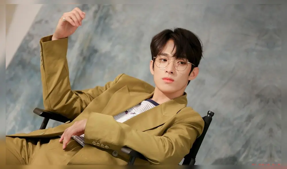 Lee Seokmin, mejor conocido como DK, es un cantante surcoreano nacido el 18 de febrero de 1997. Lee Seokmin, mejor conocido como DK, es un cantante surcoreano nacido el 18 de febrero de 1997.