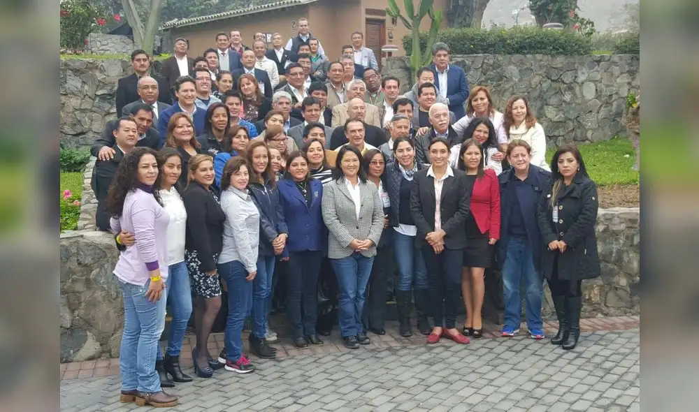 Dividido por Vieira, Fuerza Popular insiste en pedir indulto a PPK 