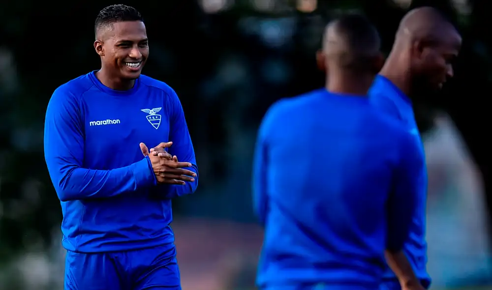 Antonio Valencia dejó Manchester United y fichó por Liga de Quito Antonio Valencia dejó Manchester United y fichó por Liga de Quito