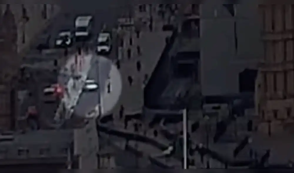 Atentado en Londres: video muestra el preciso momento que auto arrolla a varias personas Atentado en Londres: video muestra el preciso momento que auto arrolla a varias personas