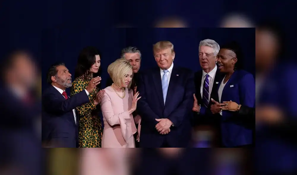 Donald Trump busca su reelección con los votos del sector evangelista de su país. Donald Trump busca su reelección con los votos del sector evangelista de su país.