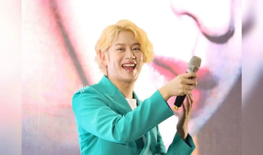 Heechul celebra su 15 aniversario.