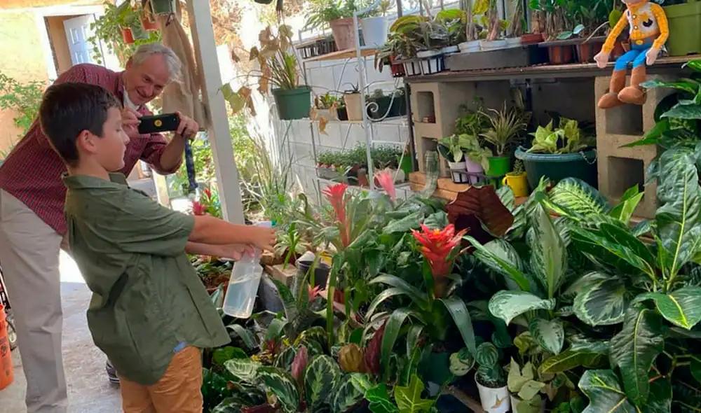 Actualmente, Aaron tiene unos cientos de dólares ahorrados en el banco, además de ser toda una celebridad en Instagram. Foto: Instagram