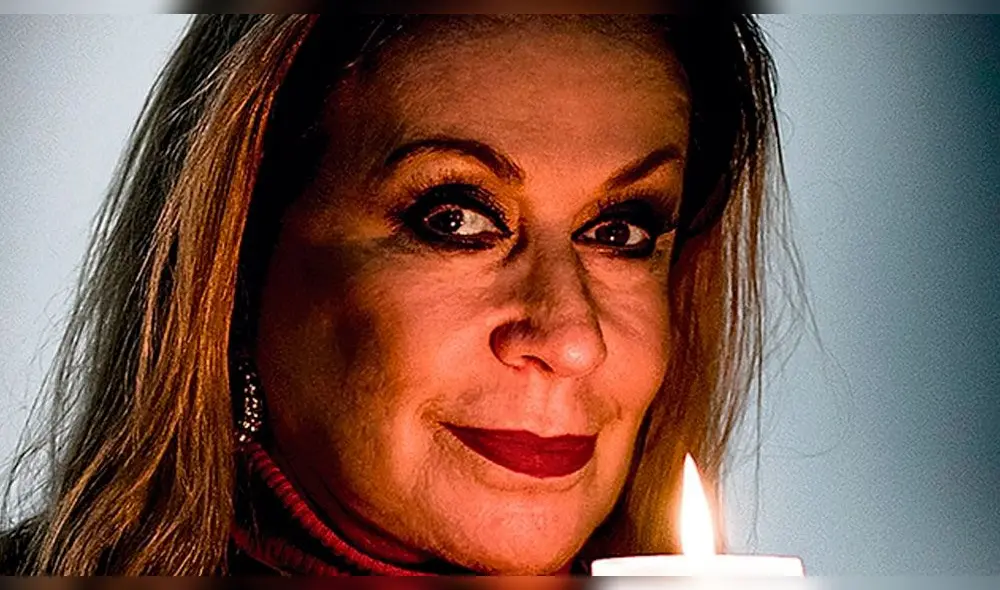 Laura Zapata estrena cuenta de Tik Tok con divertido reto “Maldita Gata Challenge”