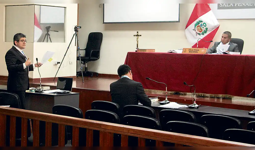 Keiko Fujimori busca detener investigación fiscal