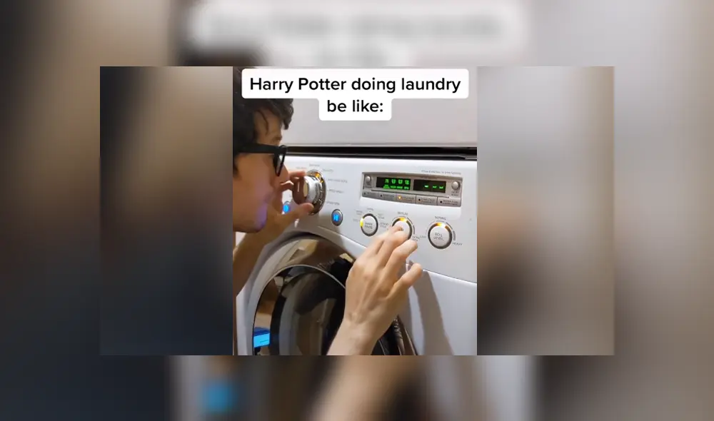 A través de TikTok se hizo viral una escena en la que un joven toca el tema de Harry Potter con su lavadora. A través de TikTok se hizo viral una escena en la que un joven toca el tema de Harry Potter con su lavadora.