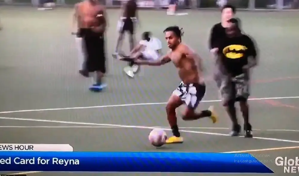 El atacante del Vancouver Whitecaps fue captado infringiendo las normas. Foto: Global News El atacante del Vancouver Whitecaps fue captado infringiendo las normas. Foto: Global News