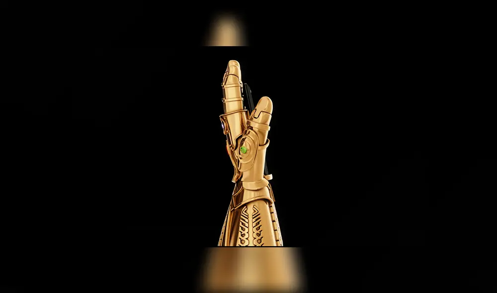 Así luce la réplica exacta del Guantelete del Infinito que carga el smartphone