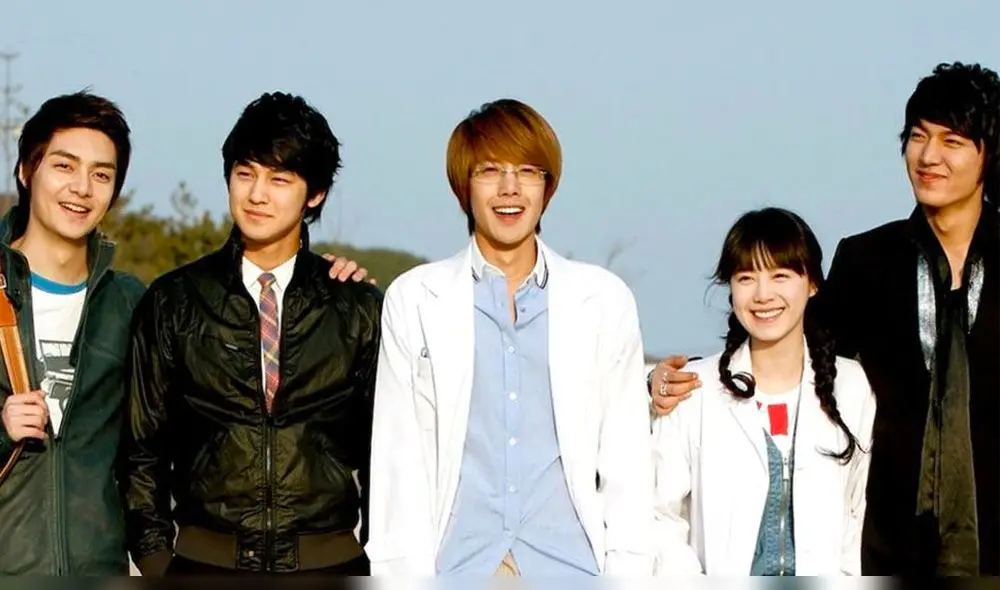 Desliza para ver más fotos de las versiones de Boys over flowers. Desliza para ver más fotos de las versiones de Boys over flowers.