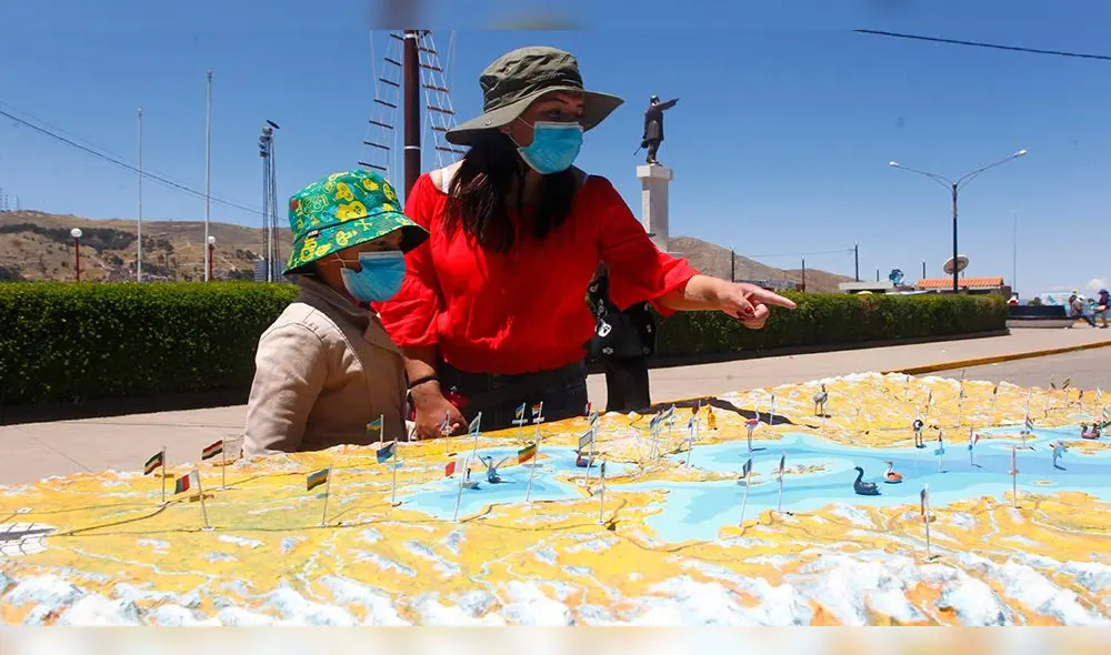Maqueta muestra el habitad de las aves en toda la extensión del Lago Titicaca.